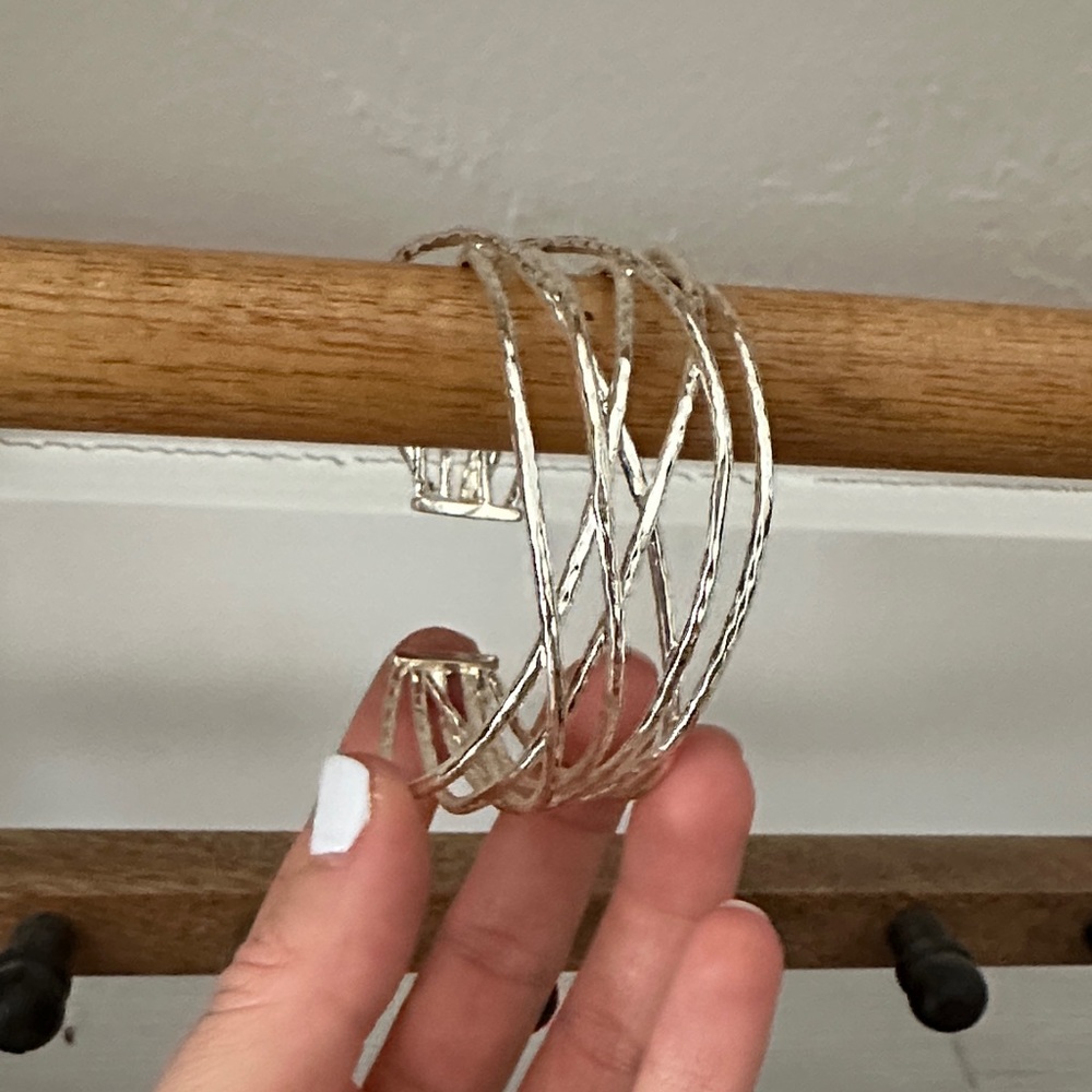 Elegant Silver Women's Bracelet